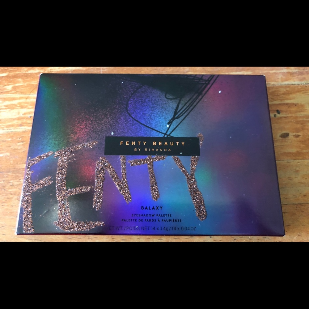 Fenty Beauty by Rhianna Galaxy Eyeshadow Pallet